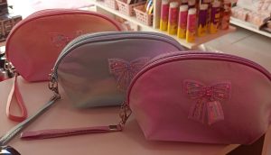 Necessaire com Alça – Cores Variadas